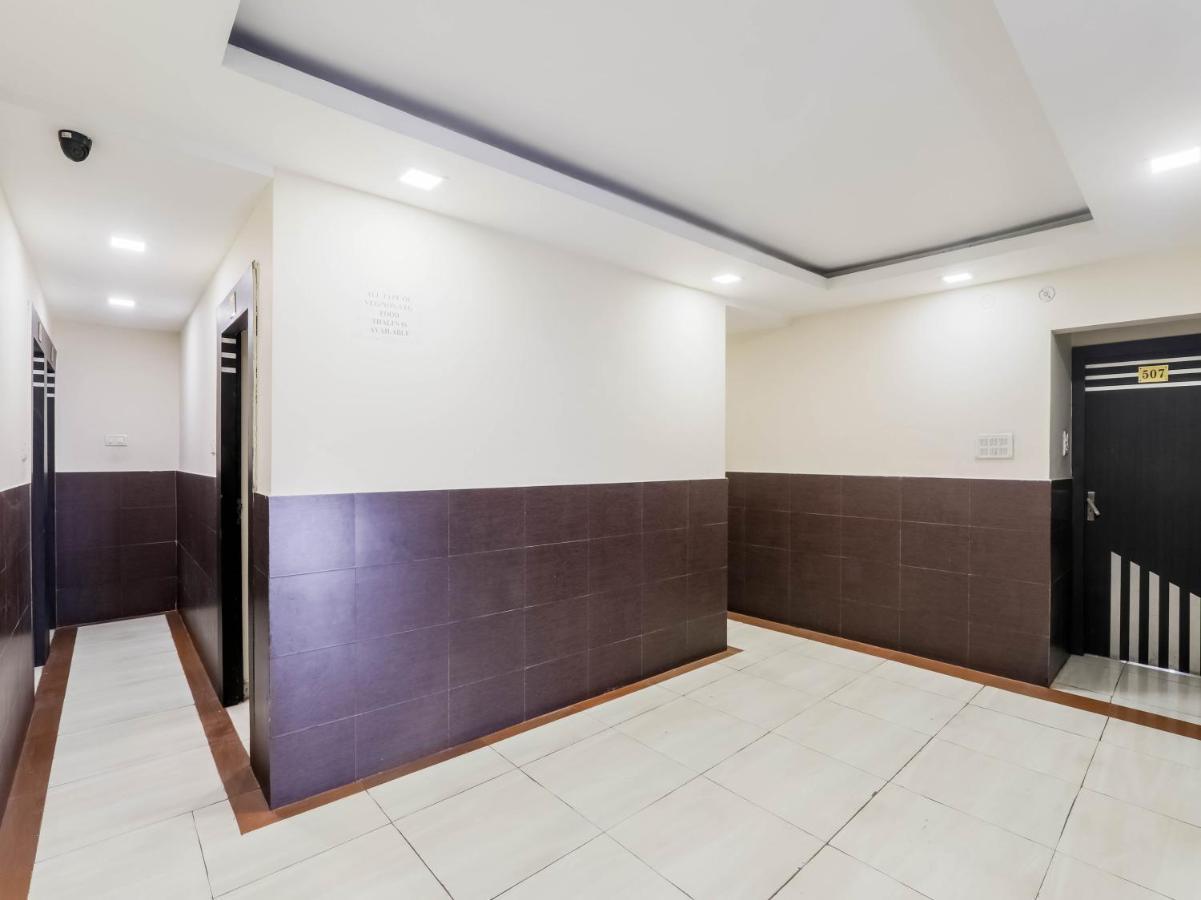 OYO 79765 Hotel Samrat Lucknow Buitenkant foto