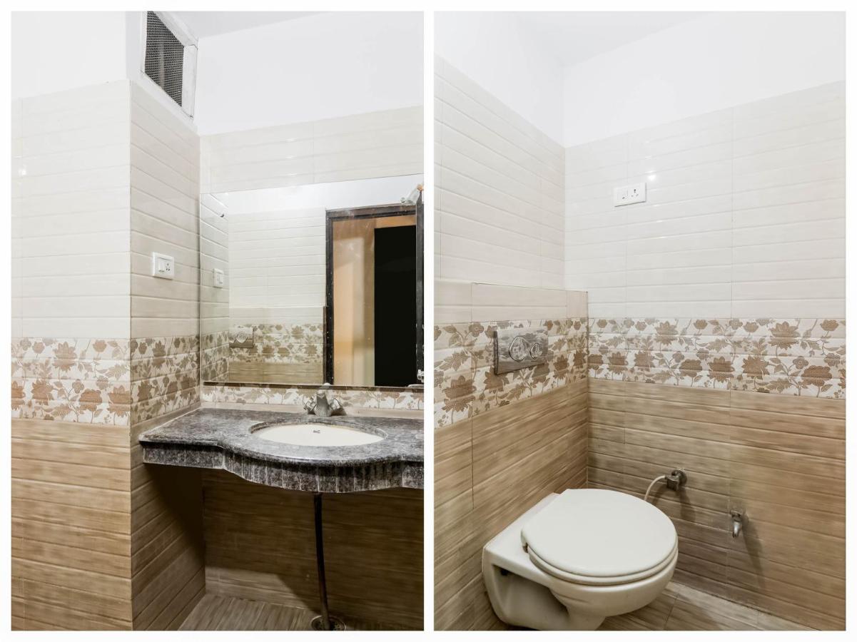 OYO 79765 Hotel Samrat Lucknow Buitenkant foto