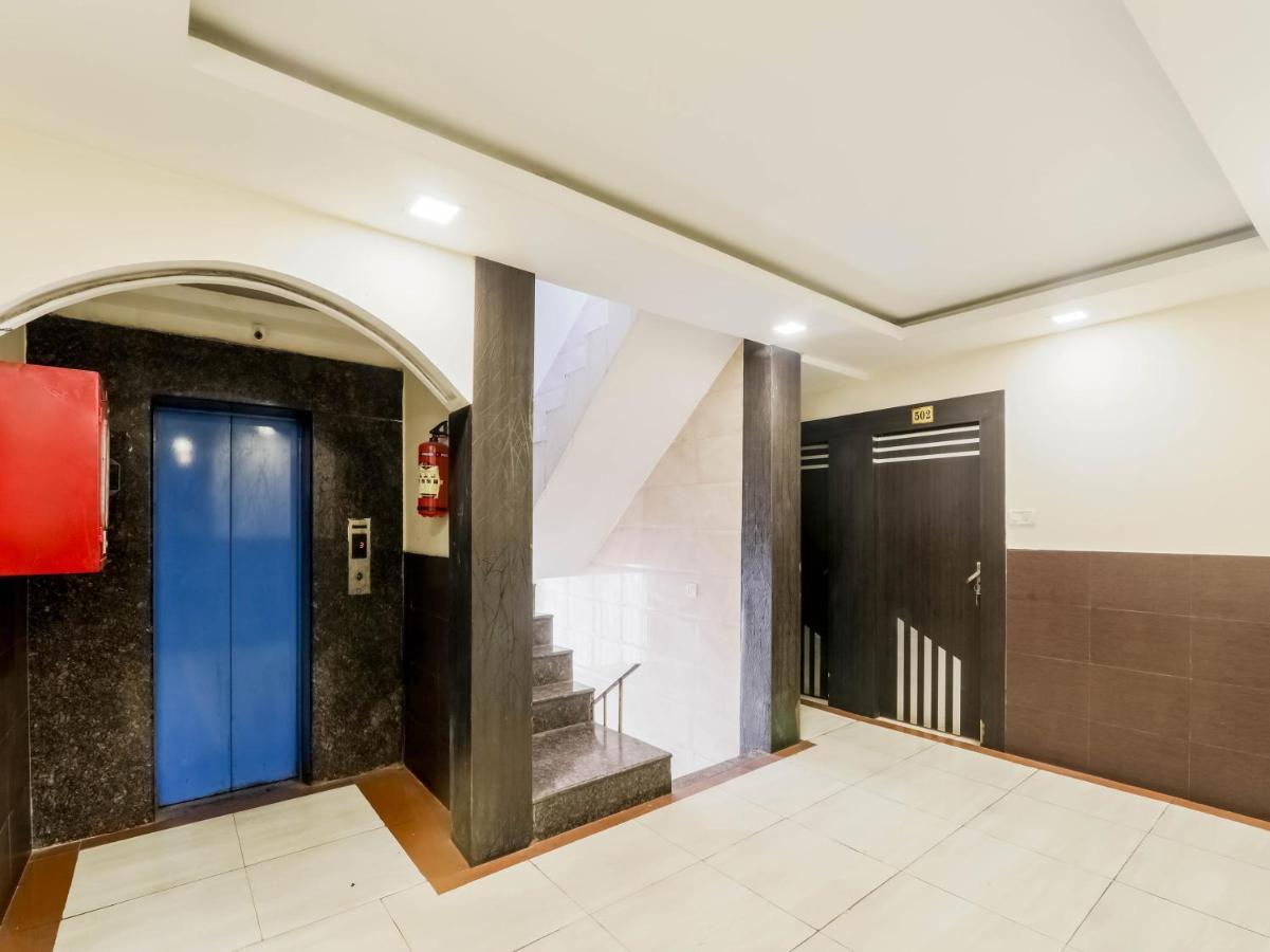 OYO 79765 Hotel Samrat Lucknow Buitenkant foto