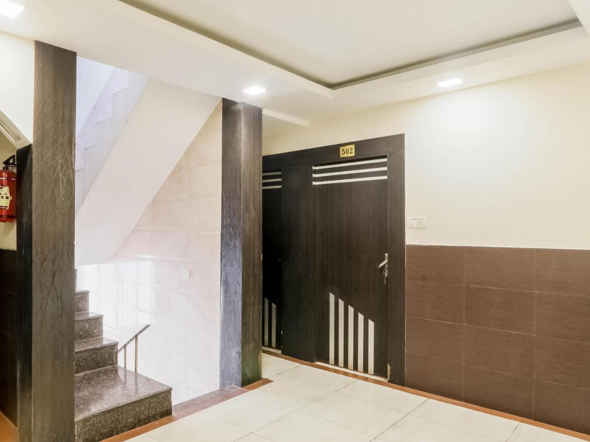 OYO 79765 Hotel Samrat Lucknow Buitenkant foto